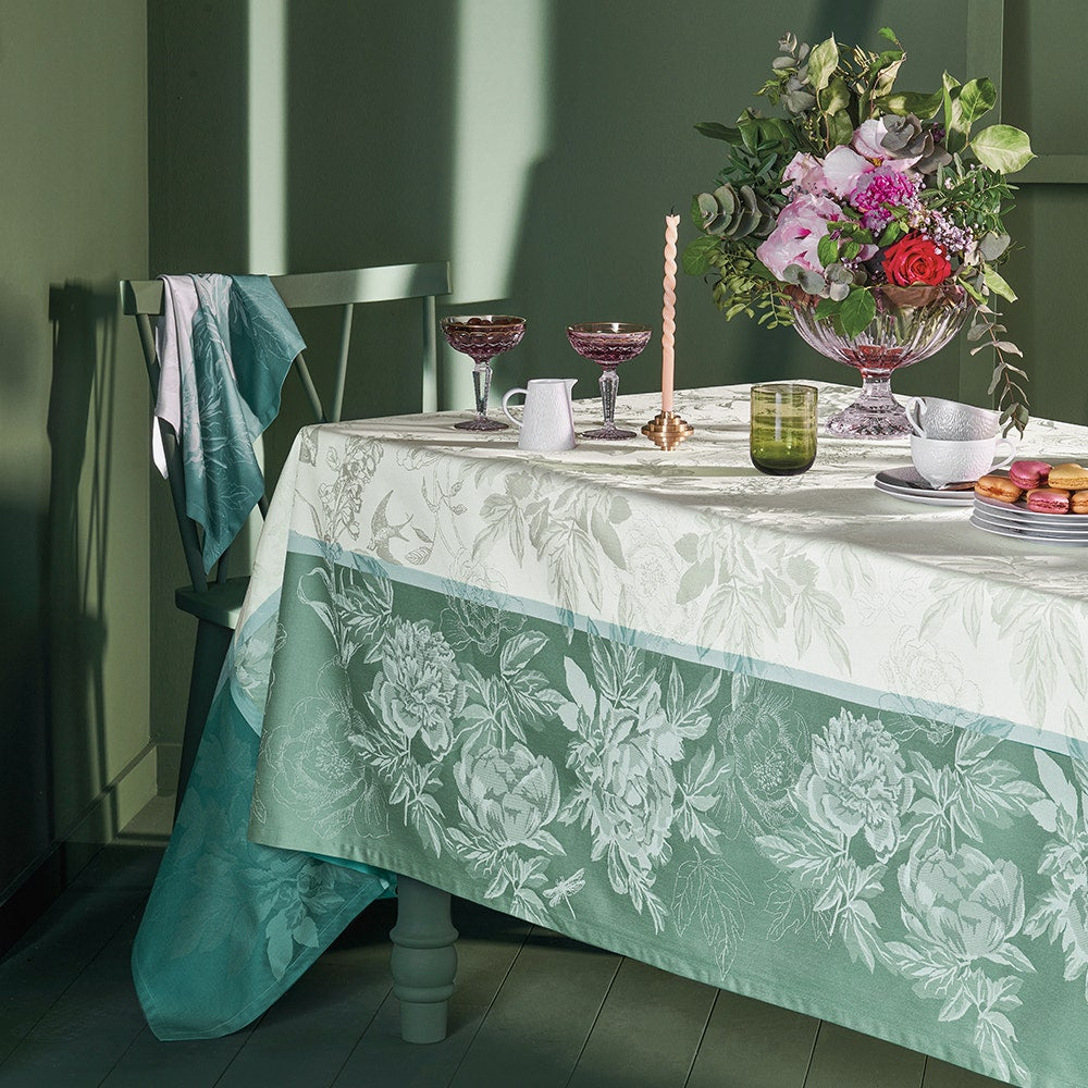 big-savings-on-quality-garnier-thiebaut-jardin-de-pivoines-vert-tablecloth-supply_1.jpg