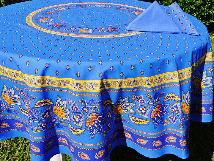 we-make-buying-your-favorite-le-cluny-lisa-blue-french-provence-coated-cotton-tablecloths-fashion_2.jpg